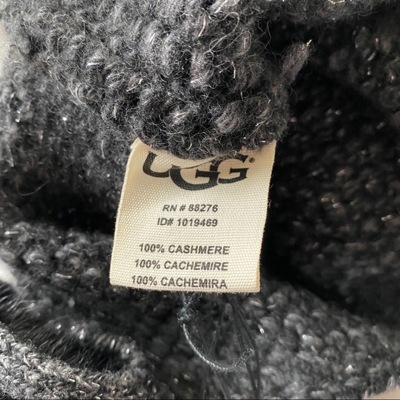 NWT UGG Tri Pom Cashmere Hat - Picture 3 of 4
